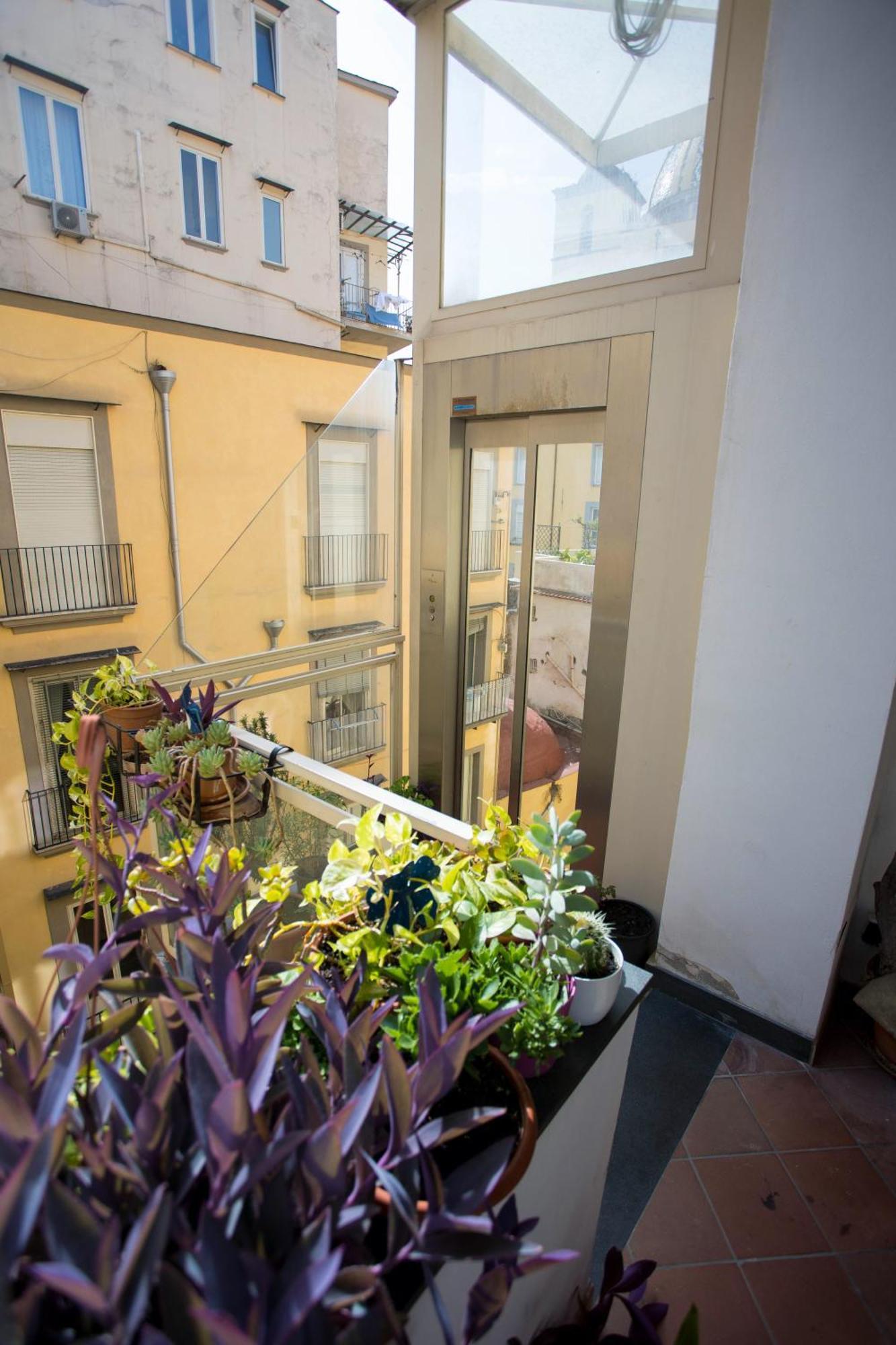 Palazzo 15 Napoli Bed & Breakfast Exterior photo